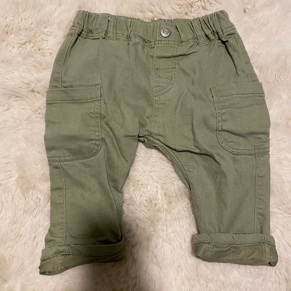 Boys - Toddler 12-18 - Picture 5 of 7